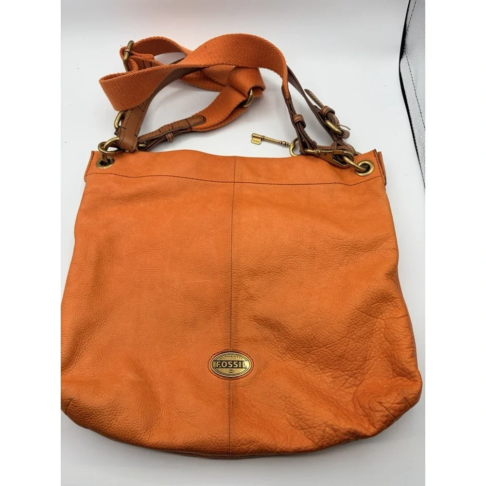 Women's Fossil Long Live Vintage Leather Explorer Hobo Bag ORANGE